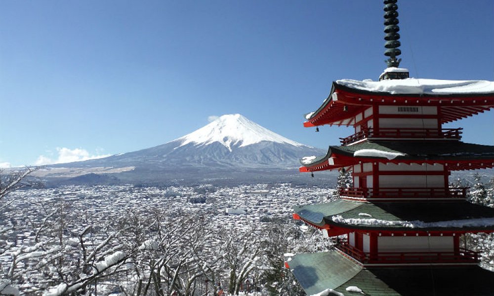 日本東京一日遊 B <span style=font-size:24px;>被染上銀白色的新倉富士淺間神社和極上甲州紅酒牛排午餐&富士壯觀絕景的露天溫泉「MITAMA之湯」♪</span> 日本東京一日遊 B <span style=font-size:24px;>被染上銀白色的新倉富士淺間神社和極上甲州紅酒牛排午餐&富士壯觀絕景的露天溫泉「MITAMA之湯」♪</span>