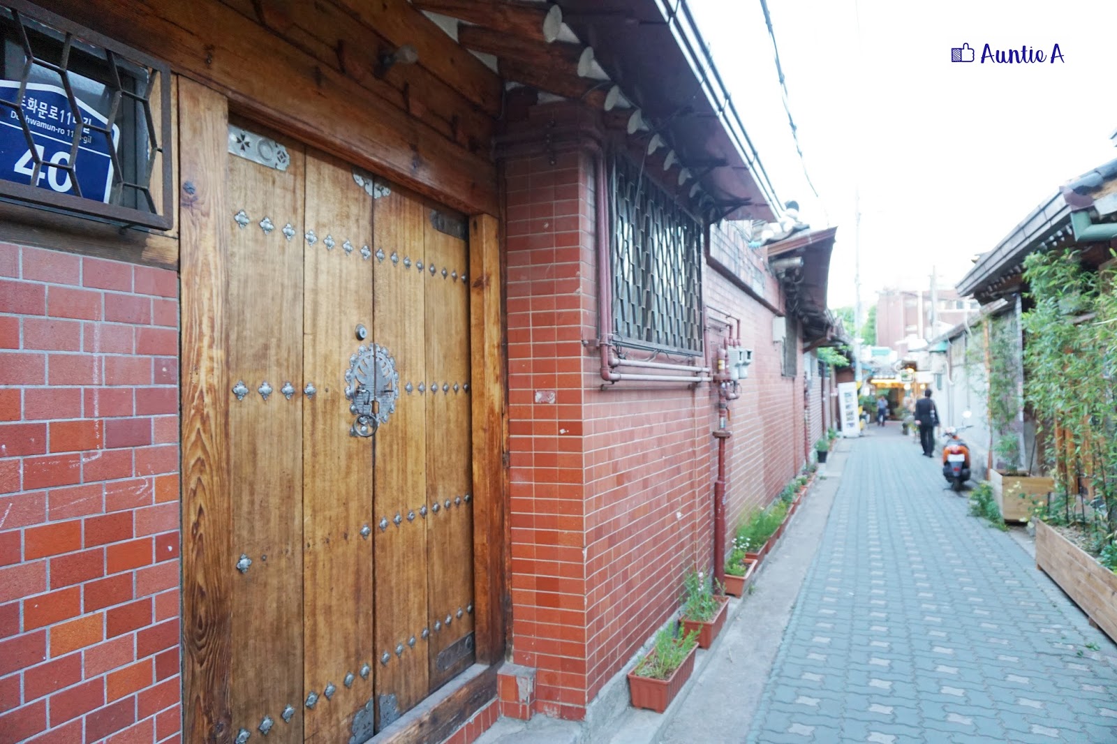 韓國首爾一日遊 <strong style=box-sizing: border-box; color: rgb(33, 37, 41); font-size: 22.5px; text-align: justify; background-color: rgba(255, 255, 255, 0.7);>護肝寶/人蔘專賣店</strong><strong style=box-sizing: border-box; color: rgb(33, 37, 41); font-size: 22.5px; text-align: justify; background-color: rgba(255, 255, 255, 0.7);>—南怡島</strong><strong style=box-sizing: border-box; color: rgb(33, 37, 41); font-size: 22.5px; text-align: justify; background-color: rgba(255, 255, 255, 0.7);>—</strong><strong style=box-sizing: border-box; color: rgb(33, 37, 41); font-size: 22.5px; text-align: justify; background-color: rgba(255, 255, 255, 0.7);>N首爾塔公園</strong><strong style=box-sizing: border-box; color: rgb(33, 37, 41); font-size: 22.5px; text-align: justify; background-color: rgba(255, 255, 255, 0.7);>—試穿韓服—仁寺洞—人氣韓劇《鬼怪》拍攝地：益善洞韓屋胡同—東大門</strong>