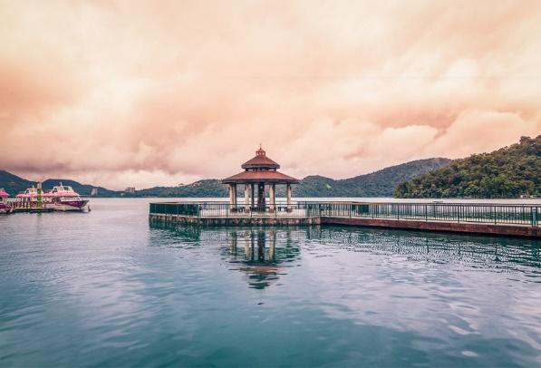 2026年 2/26 台灣燈會8天豪華遊 台北–日月潭(含遊船) –伊達邵–嘉義