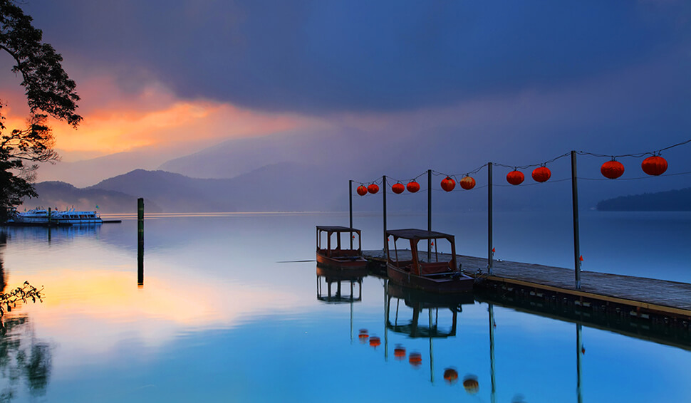 絕美台灣5日遊: 日月潭、高雄、台東、宜蘭 日月潭─佛光山 ─ 高雄